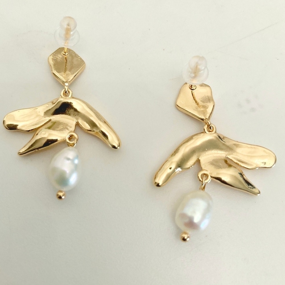 Gold Pearl statement dangle earrings floral chunky boho sculptural 💖2/$30 - Picture 7 of 9